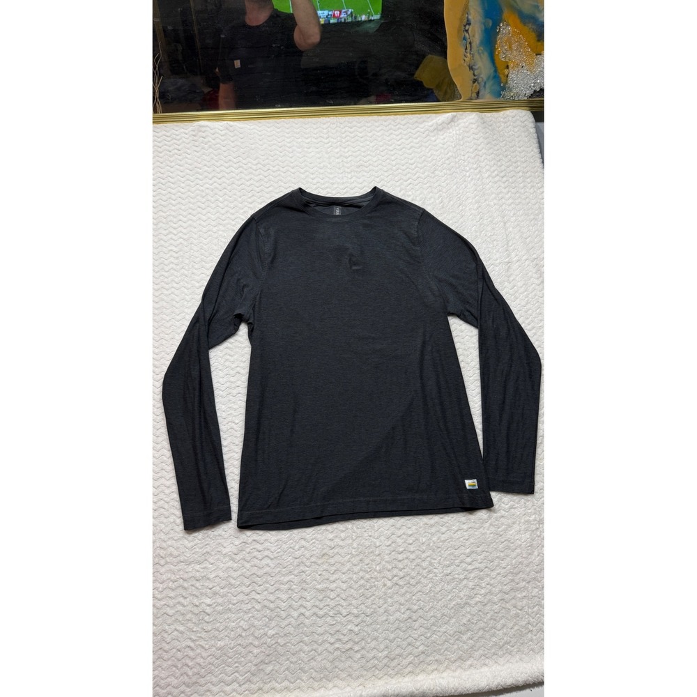 Vuori Mens Performance Long Sleeve Tee Charcoal Heather Grey Small V178
